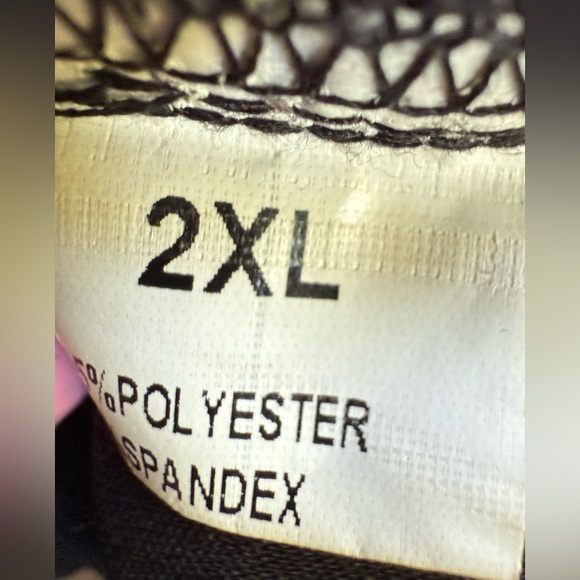 Black Tunic Shirt with White Lace Trim Detail - Picture 16 of 17